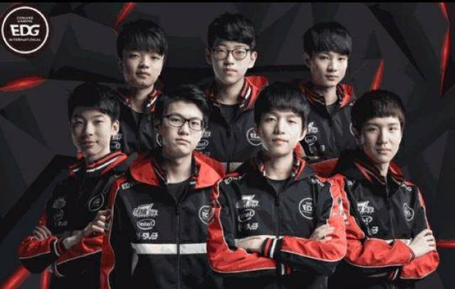 断崭露头角 断崭露头角